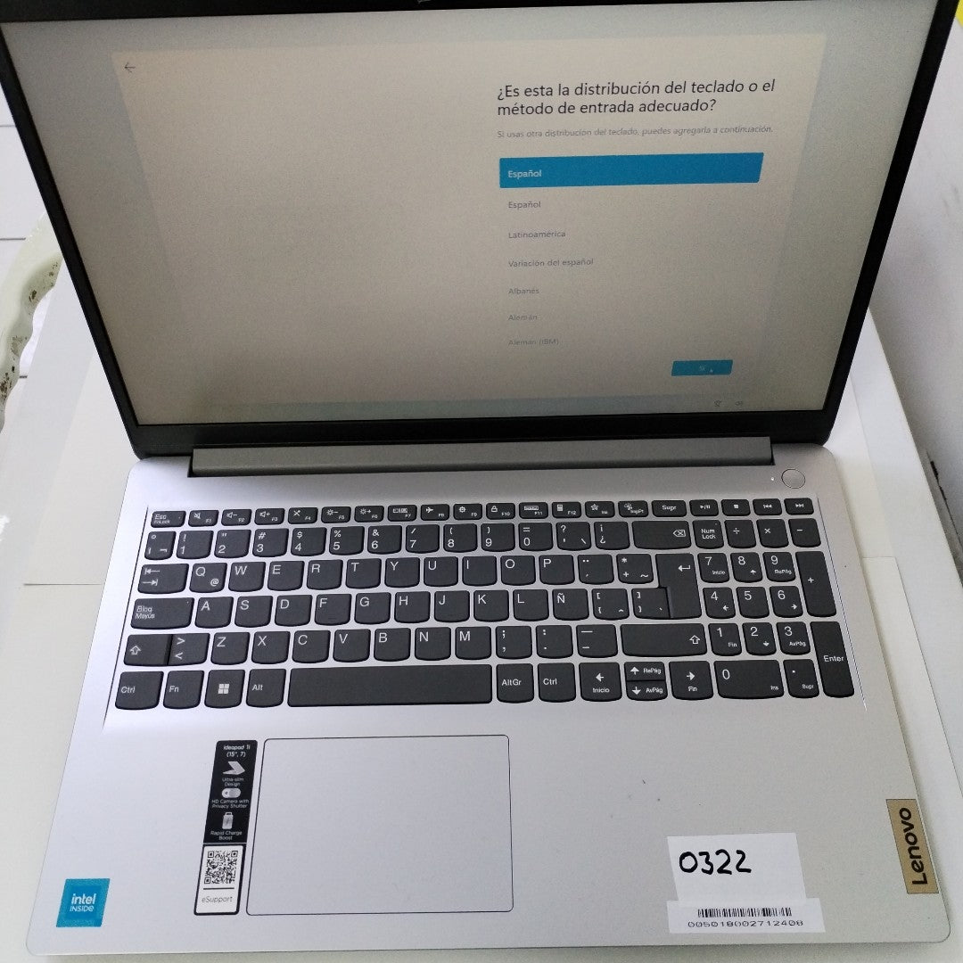 LAPTOP LENOVO IDEAPAD 1 15IGL7 (2023) 256 GB SSD 8 GB RAM (SEMINUEVO)