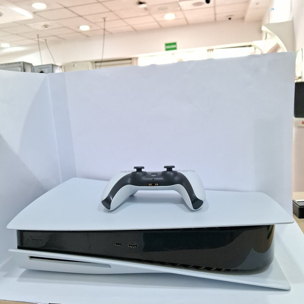 CONSOLA DE VIDEOJUEGO SONY PS5 825 SSD