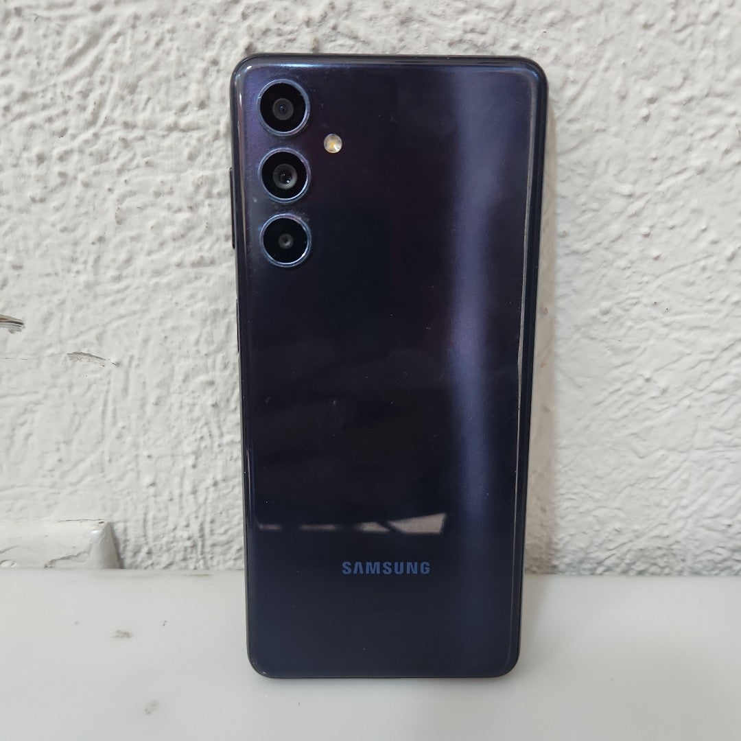 CELULAR SAMSUNG GALAXY M54 SM-M546B (2023) 128 GB 8 GB RAM (SEMINUEVO)