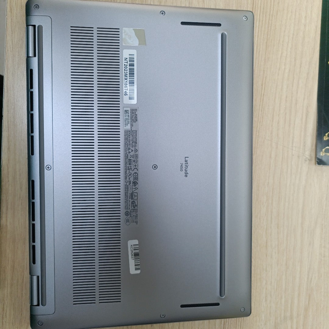 LAPTOP DELL LATITUDE 7450 (2024) 512 GB SSD 16 GB RAM (SEMINUEVO)