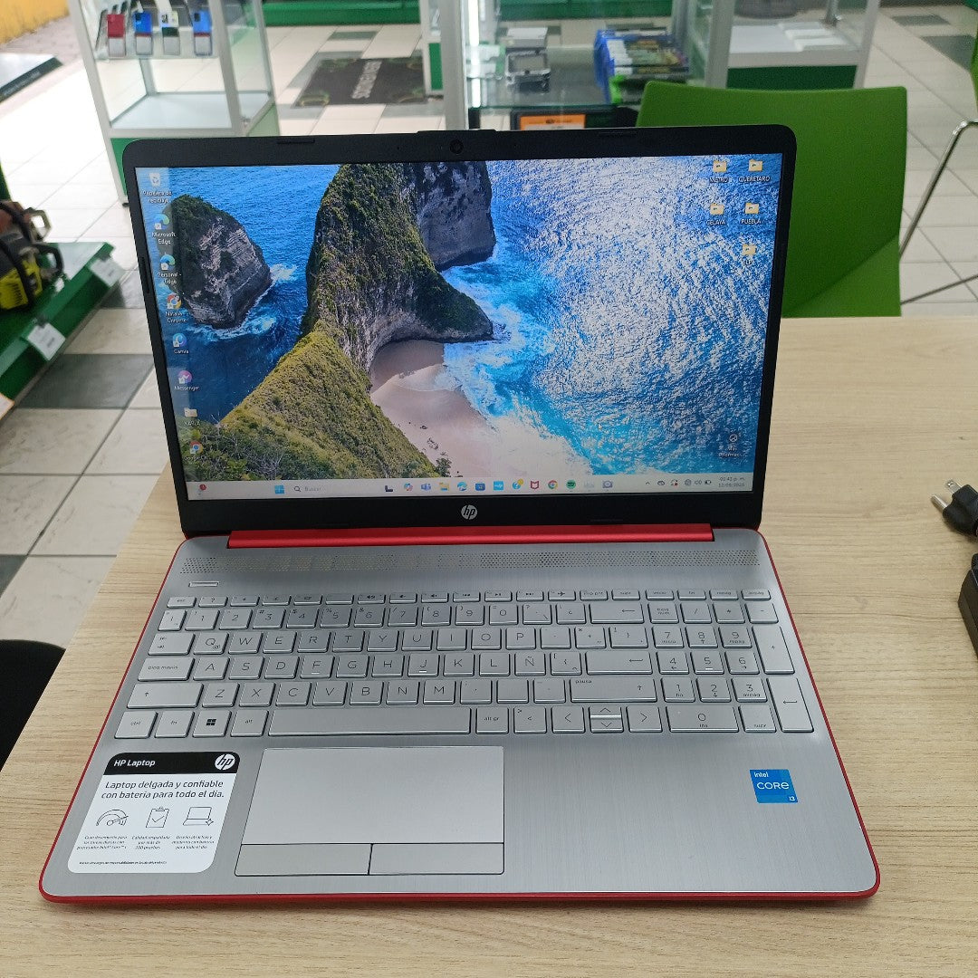 LAPTOP HP 15-DW3500LA (2022) 256 GB SSD 8 GB RAM (SEMINUEVO)