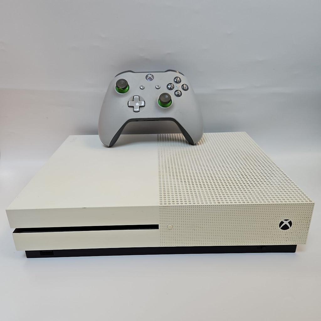 CONSOLA DE VIDEOJUEGO MICROSOFT XBOX ONE S 1 TB (SEMINUEVO)