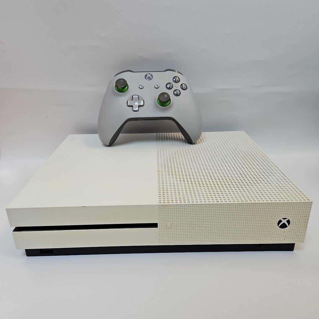 CONSOLA DE VIDEOJUEGO MICROSOFT XBOX ONE S 1 TB (SEMINUEVO)