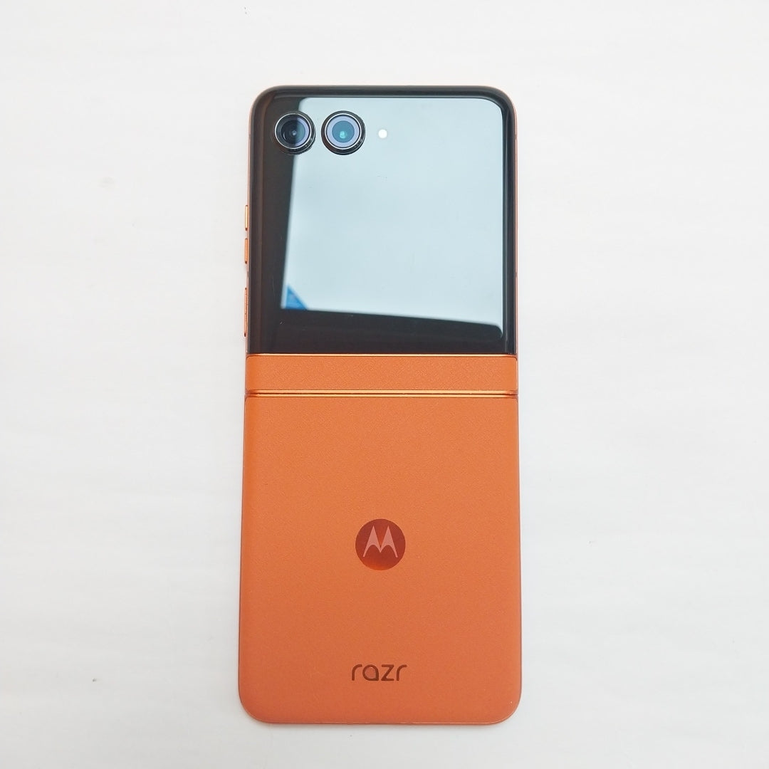 CELULAR MOTOROLA RAZR 50 5G XT2453-1 512 GB 12 GB RAM (SEMINUEVO)