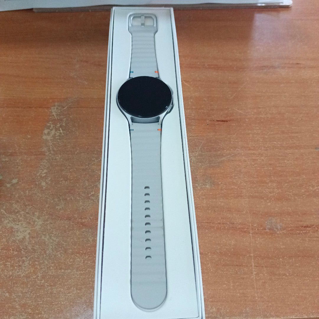 SMARTWATCH SAMSUNG GALAXY WATCH 7 SM-L310 44 MM GPS (SEMINUEVO)