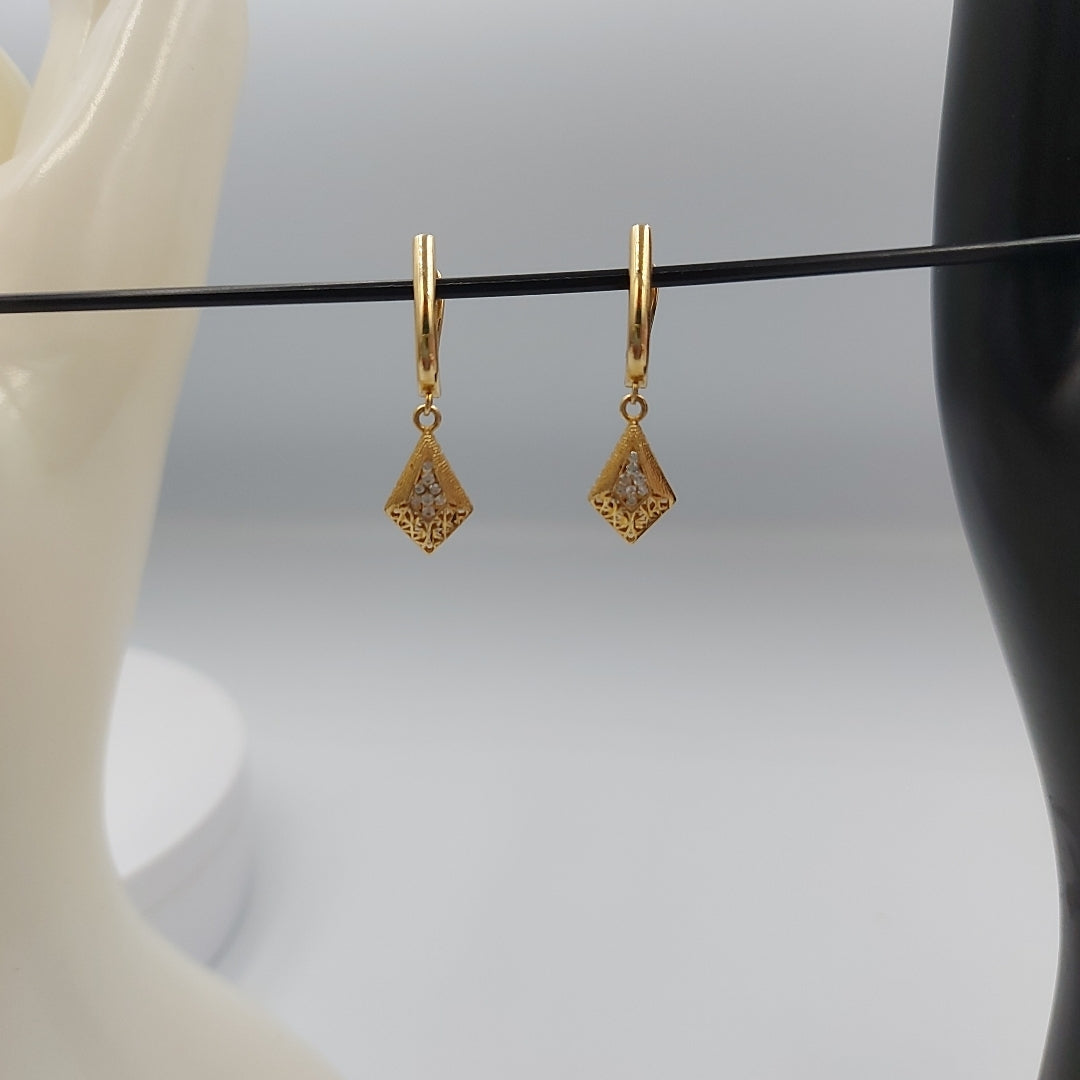 BROQUELES ORO 14K 2.9 (NUEVO)