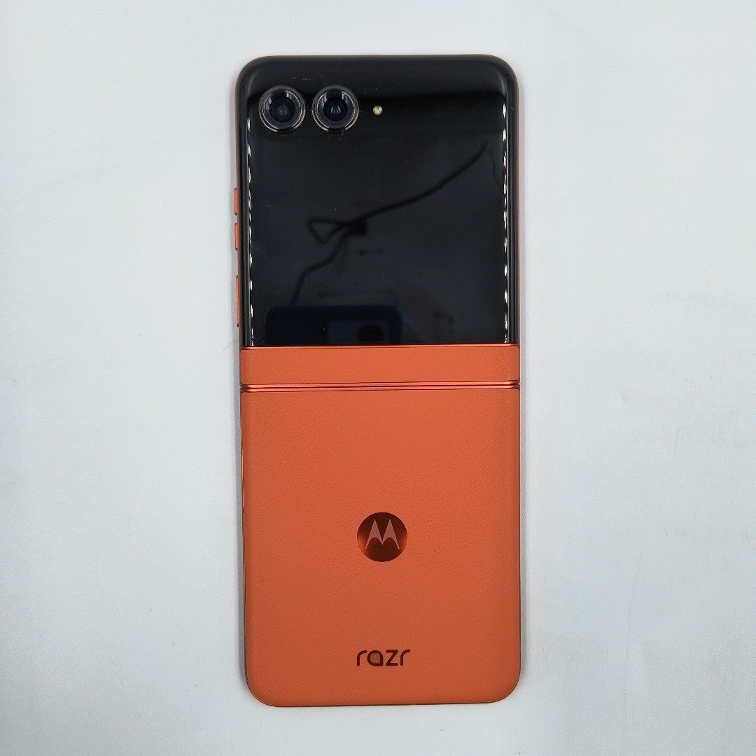 CELULAR MOTOROLA RAZR 50 5G XT2453-1 512 GB 12 GB RAM (SEMINUEVO)
