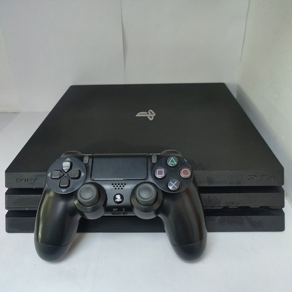 CONSOLA DE VIDEOJUEGO SONY PS4 PRO 1 TB (SEMINUEVO)