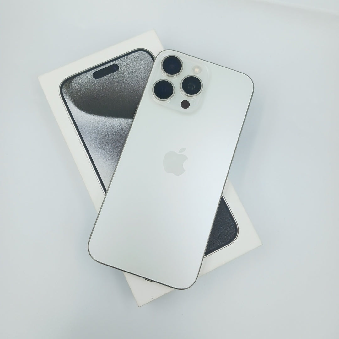 CELULAR APPLE IPHONE 15 PRO MAX A3105 (2023) 256 GB 8 GB RAM (SEMINUEVO)
