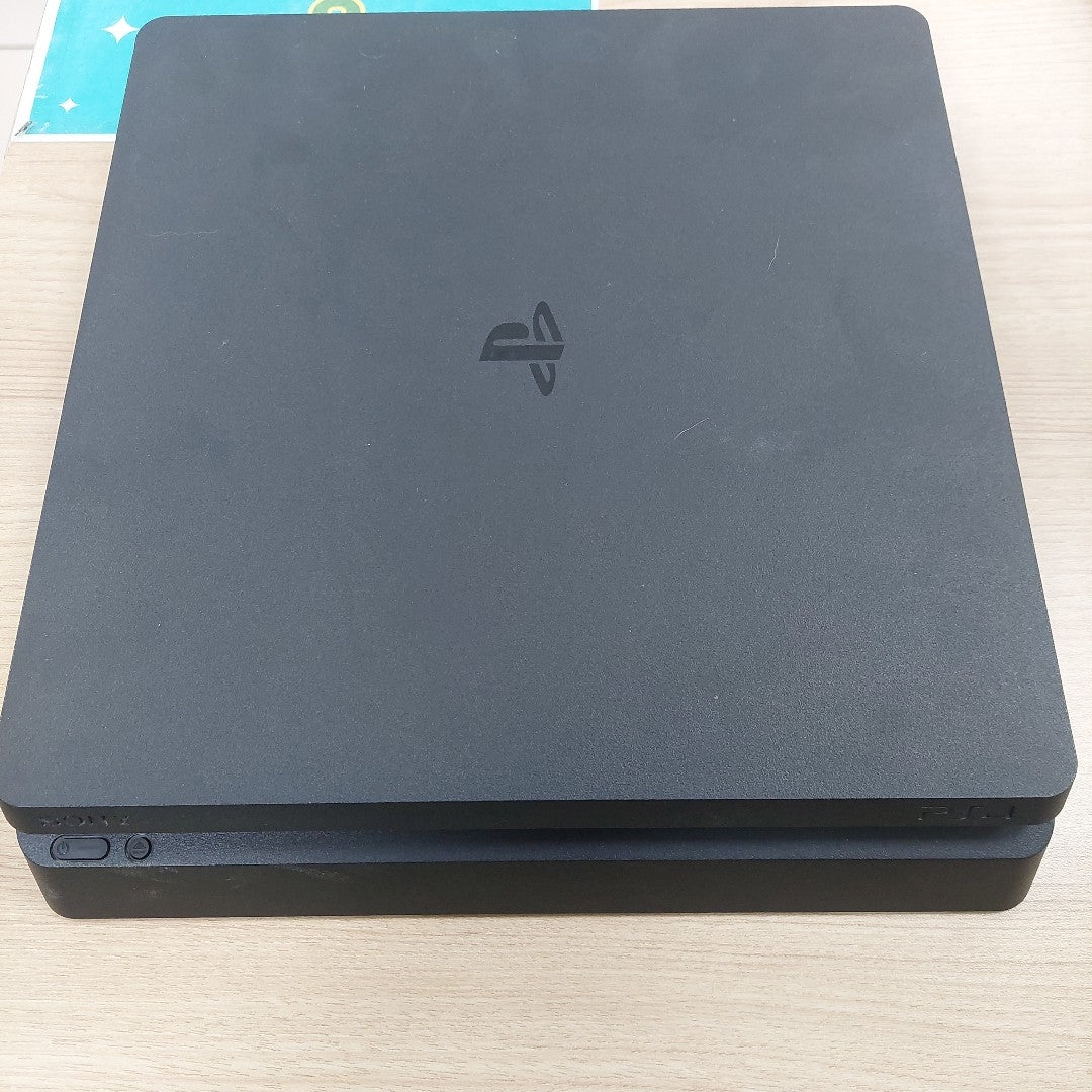 CONSOLA DE VIDEOJUEGO SONY PS4 SLIM 1 TB (SEMINUEVO)