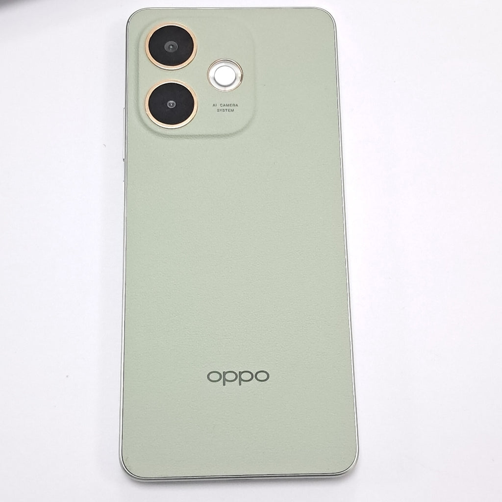 CELULAR OPPO  A5 PRO CPH2711 (2025) 256 GB 8 GB RAM (SEMINUEVO)