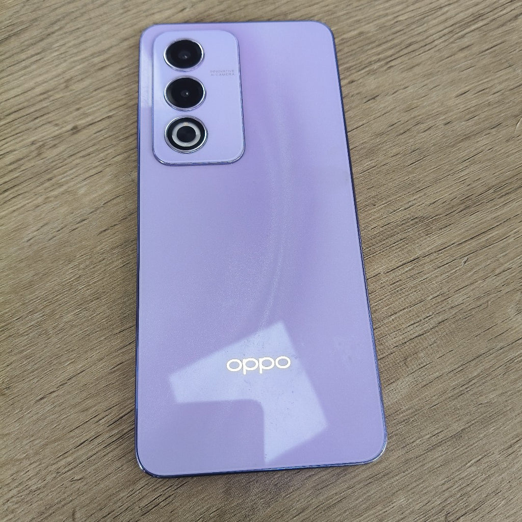 CELULAR OPPO  A80 5G CPH2639 (2024) 256 GB 8 GB RAM (SEMINUEVO)
