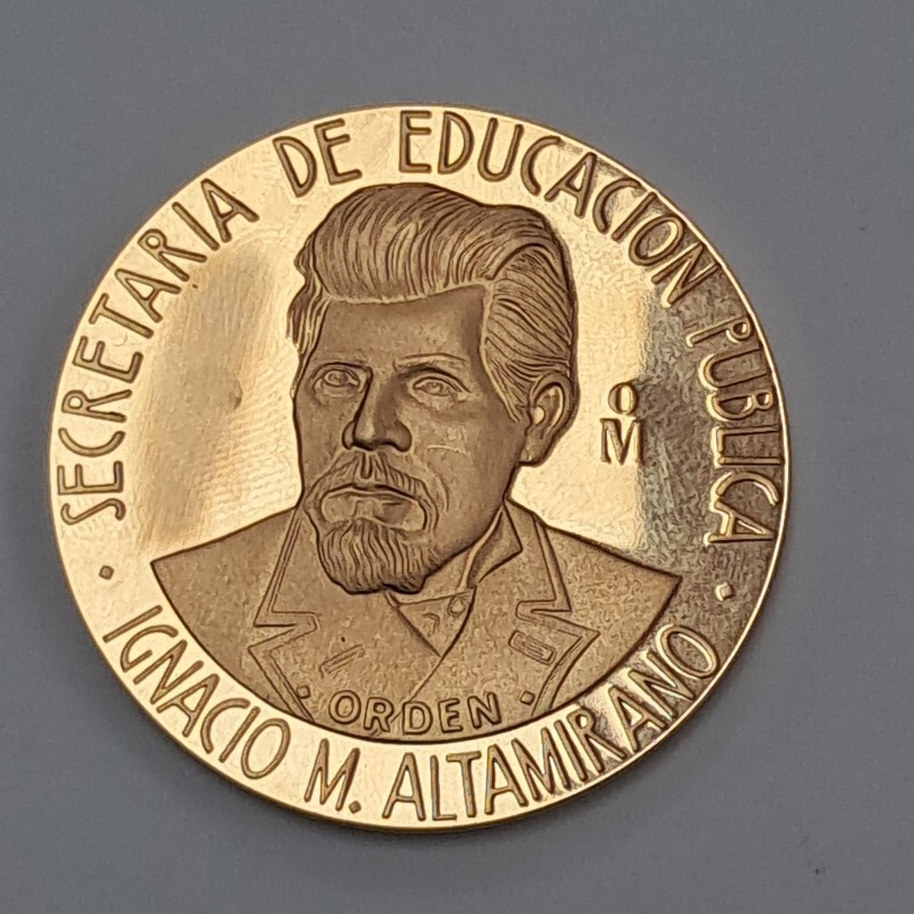 MEDALLA CONMEMORATIVA ORO 21 K 42,00 GRMS (SEMINUEVO)