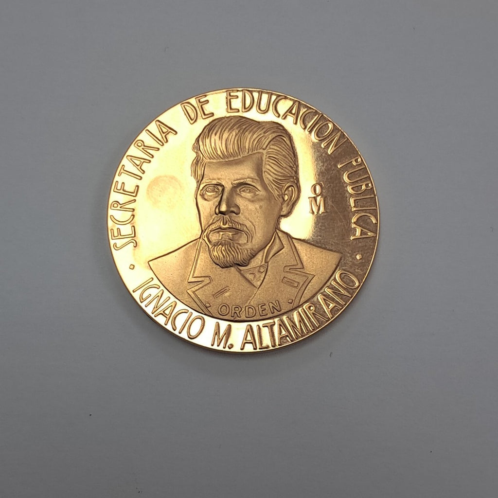MEDALLA CONMEMORATIVA ORO 21 K 42,00 GRMS (SEMINUEVO)
