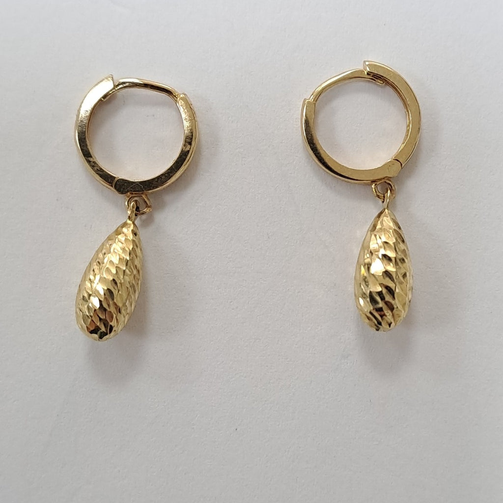 HUGGIES ORO 14K 1.5 (NUEVO)