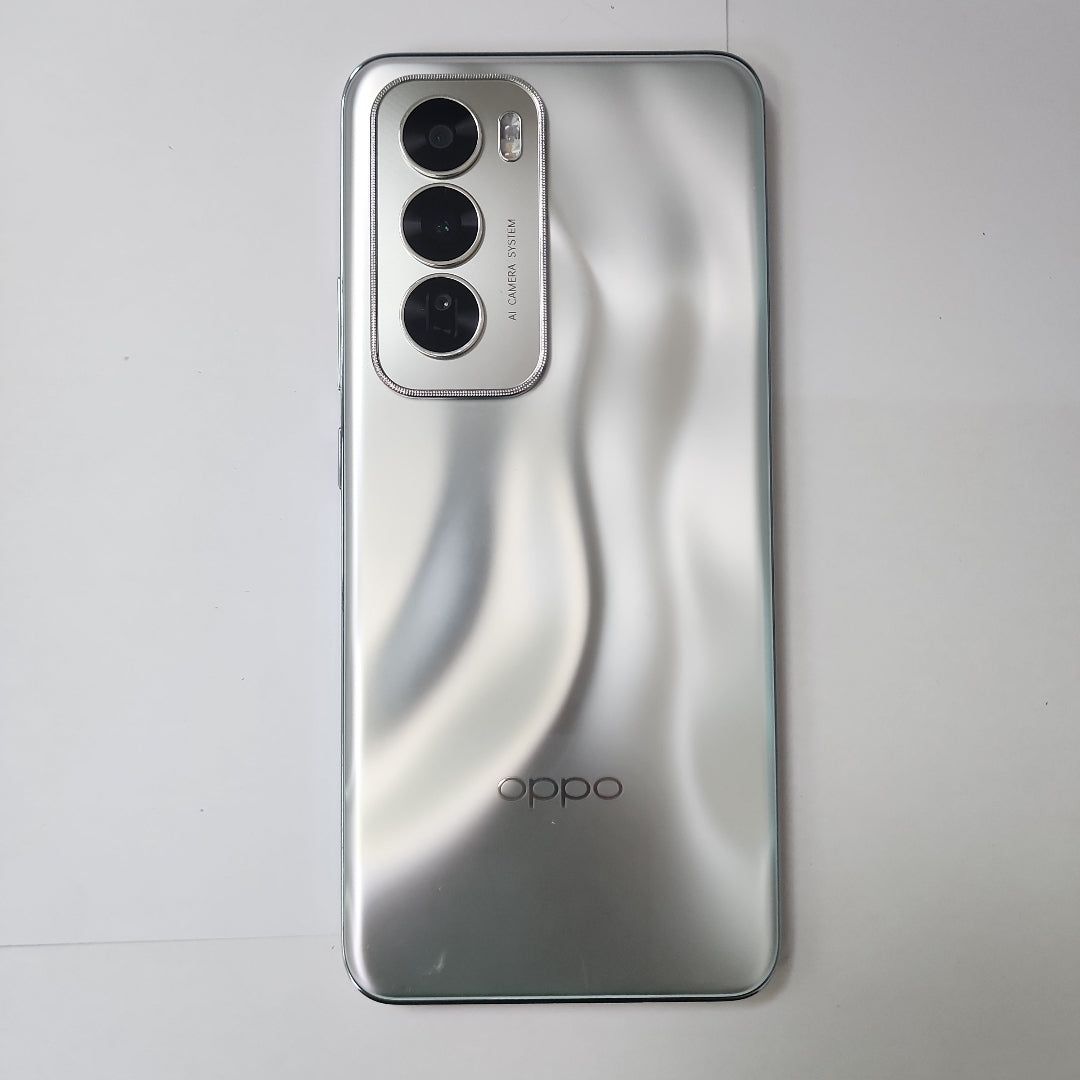 CELULAR OPPO   RENO12 5G CPH2625 (2024) 512 GB 12 GB RAM