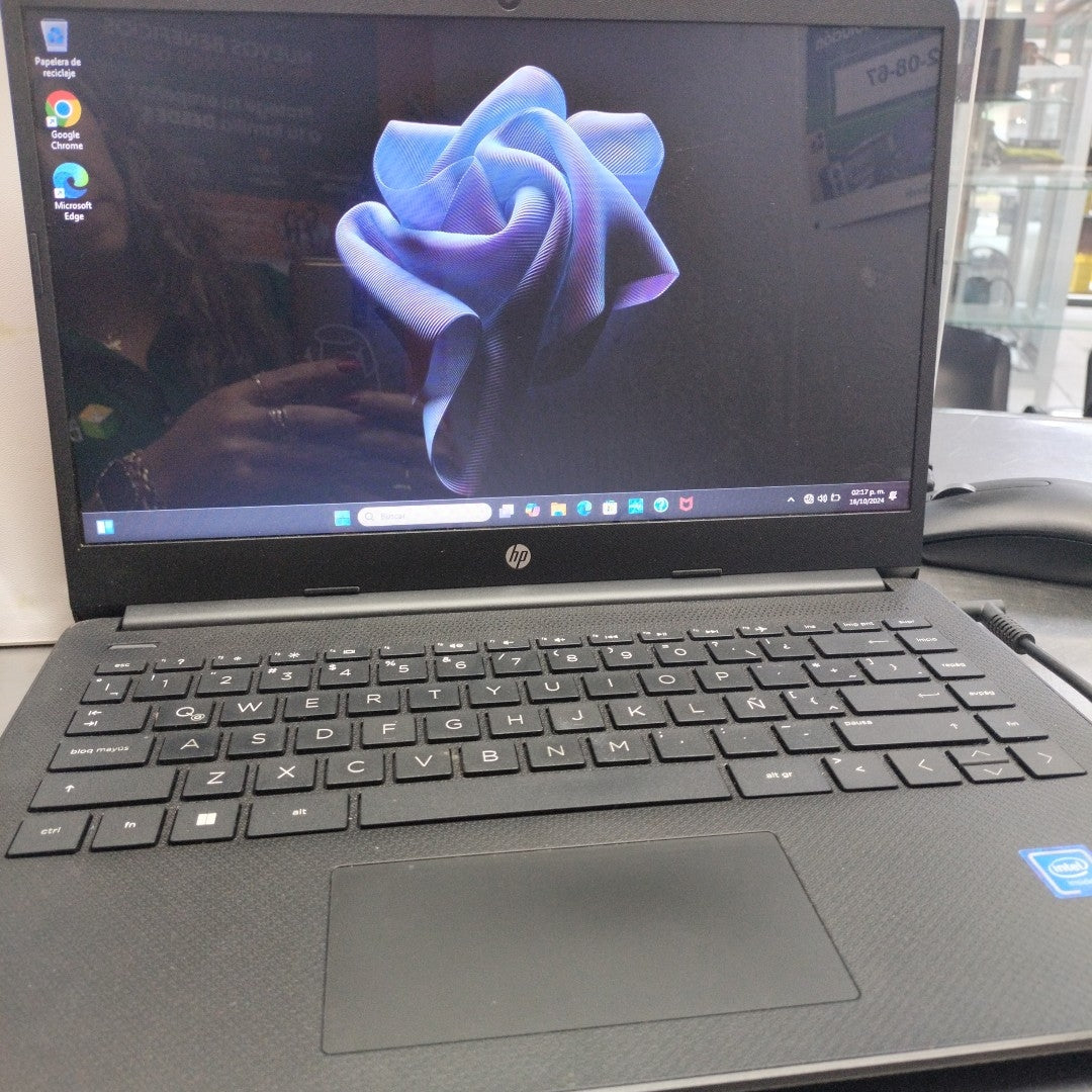 LAPTOP HP 14-DQ0509LA (2023) 128 GB SSD 4 GB RAM (SEMINUEVO)