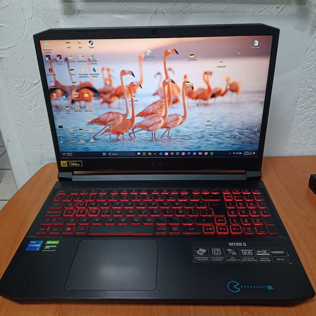 LAPTOP ACER NITRO 5 AN515-57-520T (2021) 1 TB + 256 GB SSD 8 GB RAM (SEMINUEVO)