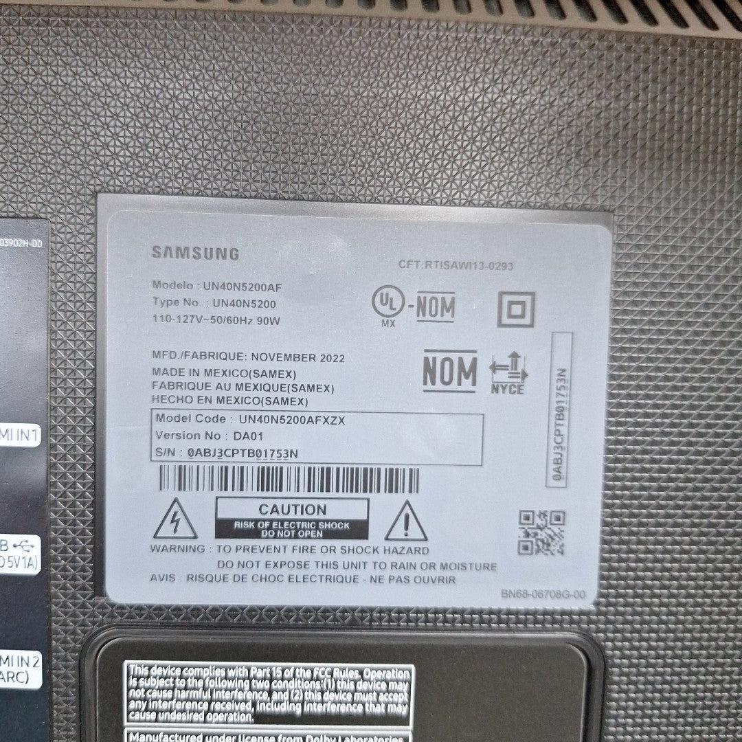 PANTALLA SAMSUNG UN40N5200AF (2022) 40" LED FULL HD (SEMINUEVO)