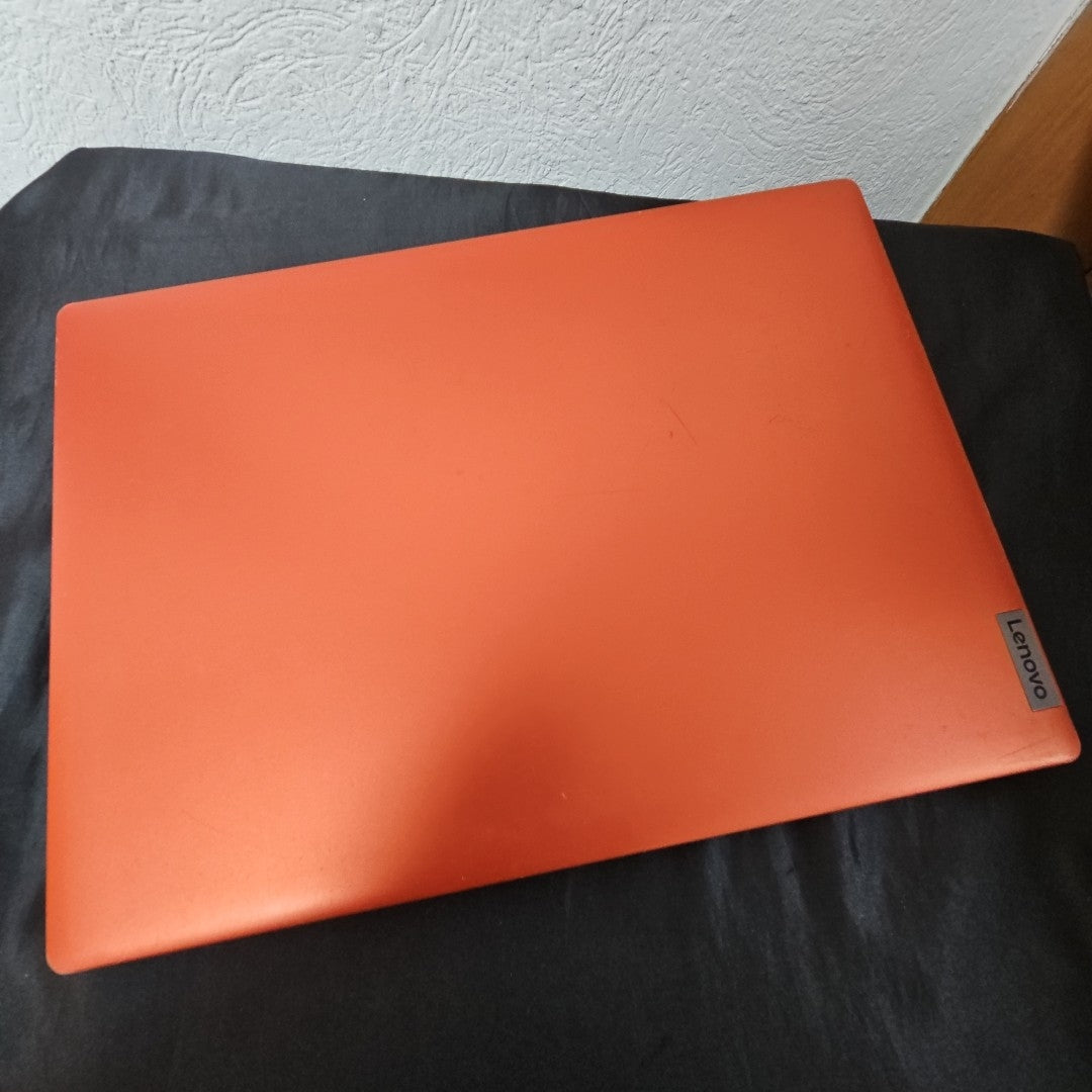 LAPTOP LENOVO IDEAPAD 1 14IGL05 (2022) 64 GB SSD 4 GB RAM (SEMINUEVO)