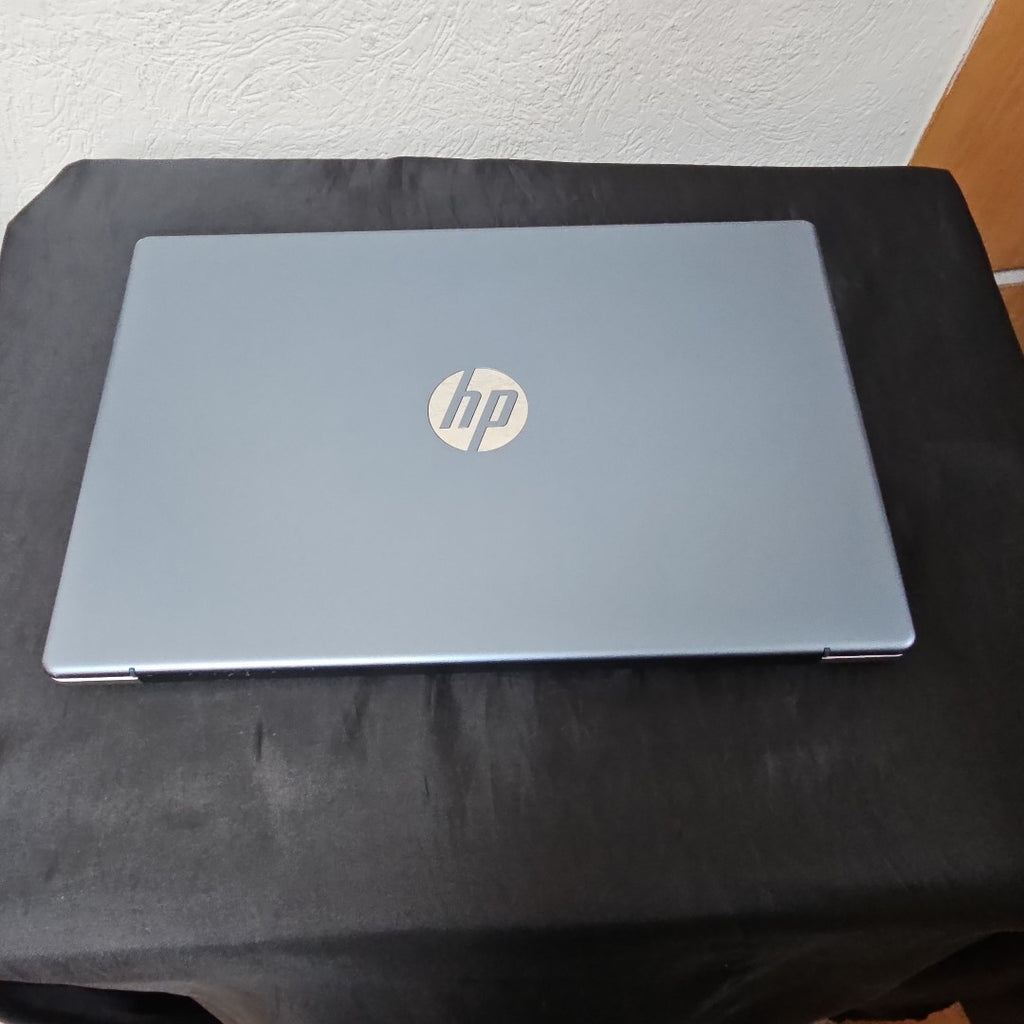 LAPTOP HP 14-EM0001LA (2023) 256 GB SSD 8 GB RAM (SEMINUEVO)