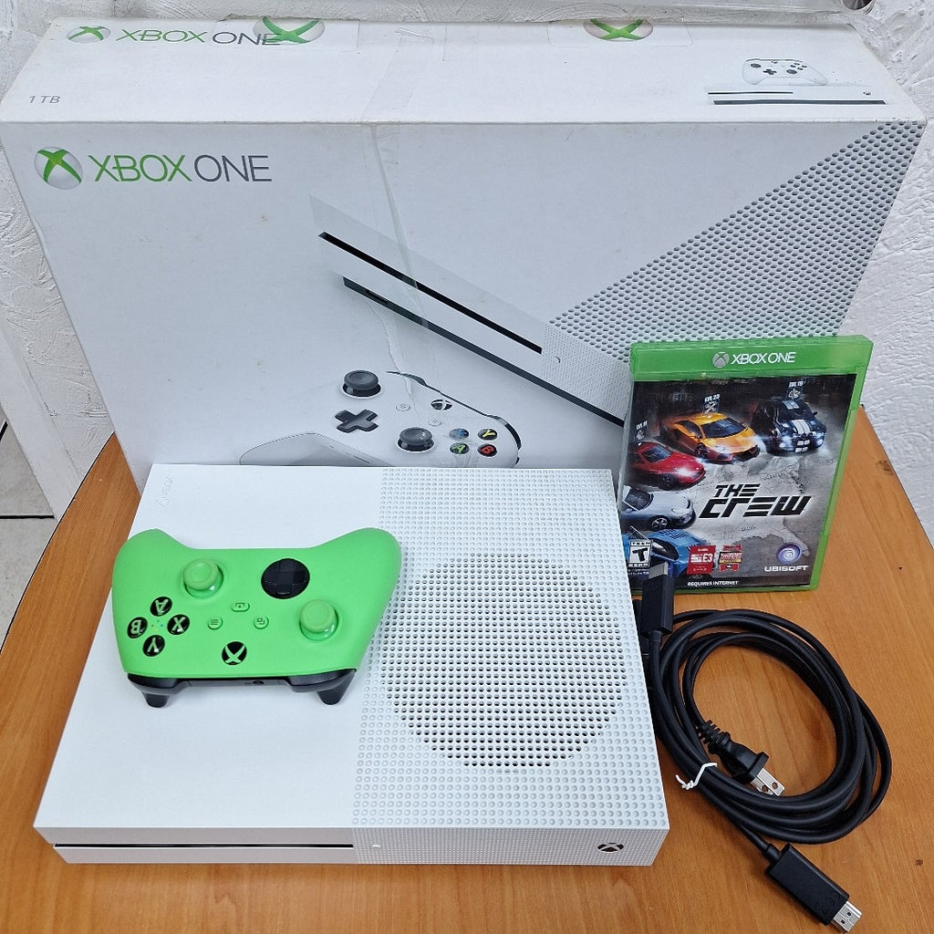 CONSOLA DE VIDEOJUEGO MICROSOFT XBOX ONE S 1 TB (SEMINUEVO)