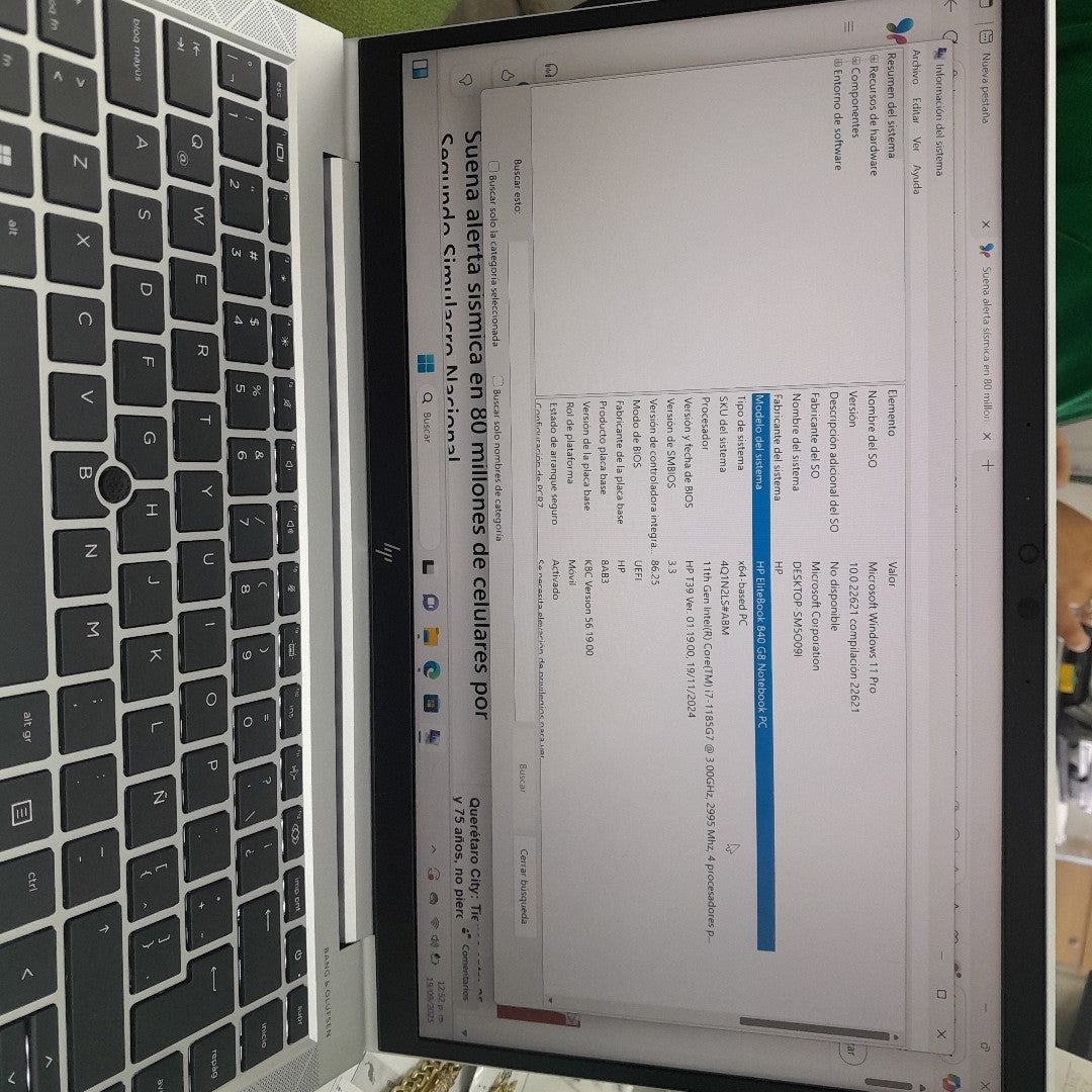 LAPTOP HP ELITEBOOK 840 G8 (2023) 256 GB SSD 16 GB RAM (SEMINUEVO)