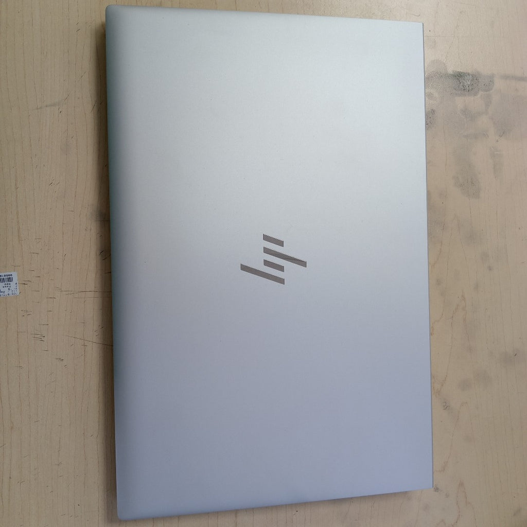 LAPTOP HP ELITEBOOK 840 G8 (2023) 256 GB SSD 16 GB RAM (SEMINUEVO)