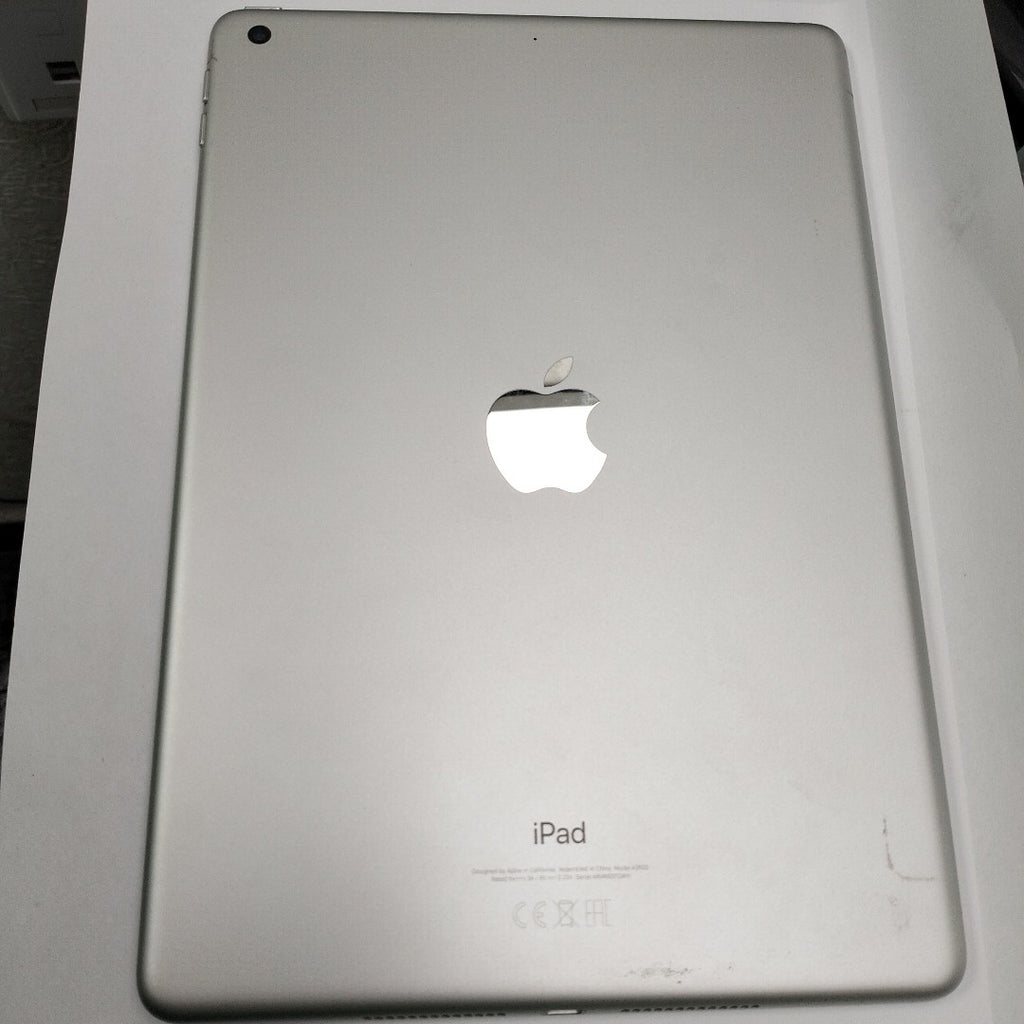 TABLETA APPLE IPAD 9 A2602 64 GB 3 GB RAM (SEMINUEVO)