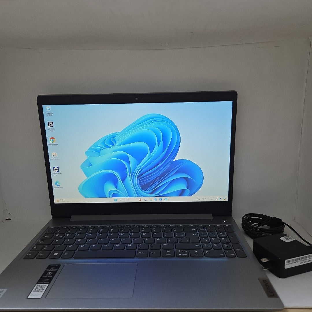 LAPTOP LENOVO IDEAPAD 3 15IML05 (2022) 512 GB SSD 12 GB RAM (SEMINUEVO)