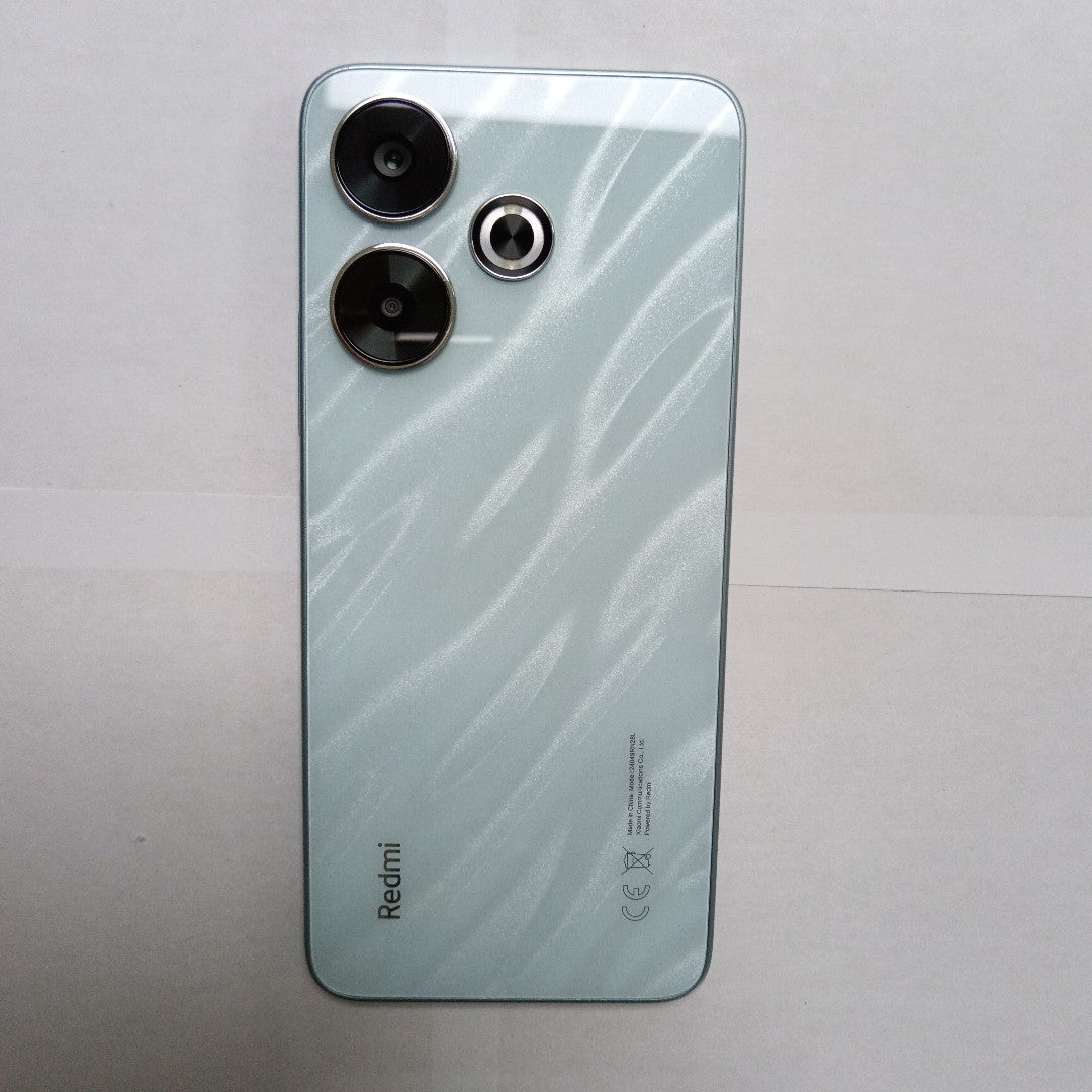 CELULAR XIAOMI REDMI 13 24049RN28L (2024) 256 GB 8 GB RAM (SEMINUEVO)