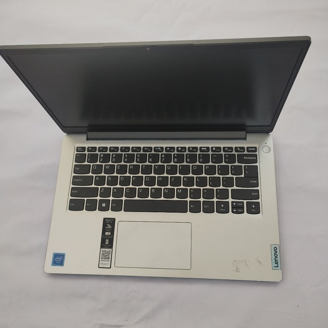 LAPTOP LENOVO IDEAPAD 1 14IGL7 (2023) 128 GB SSD 4 GB RAM (SEMINUEVO)