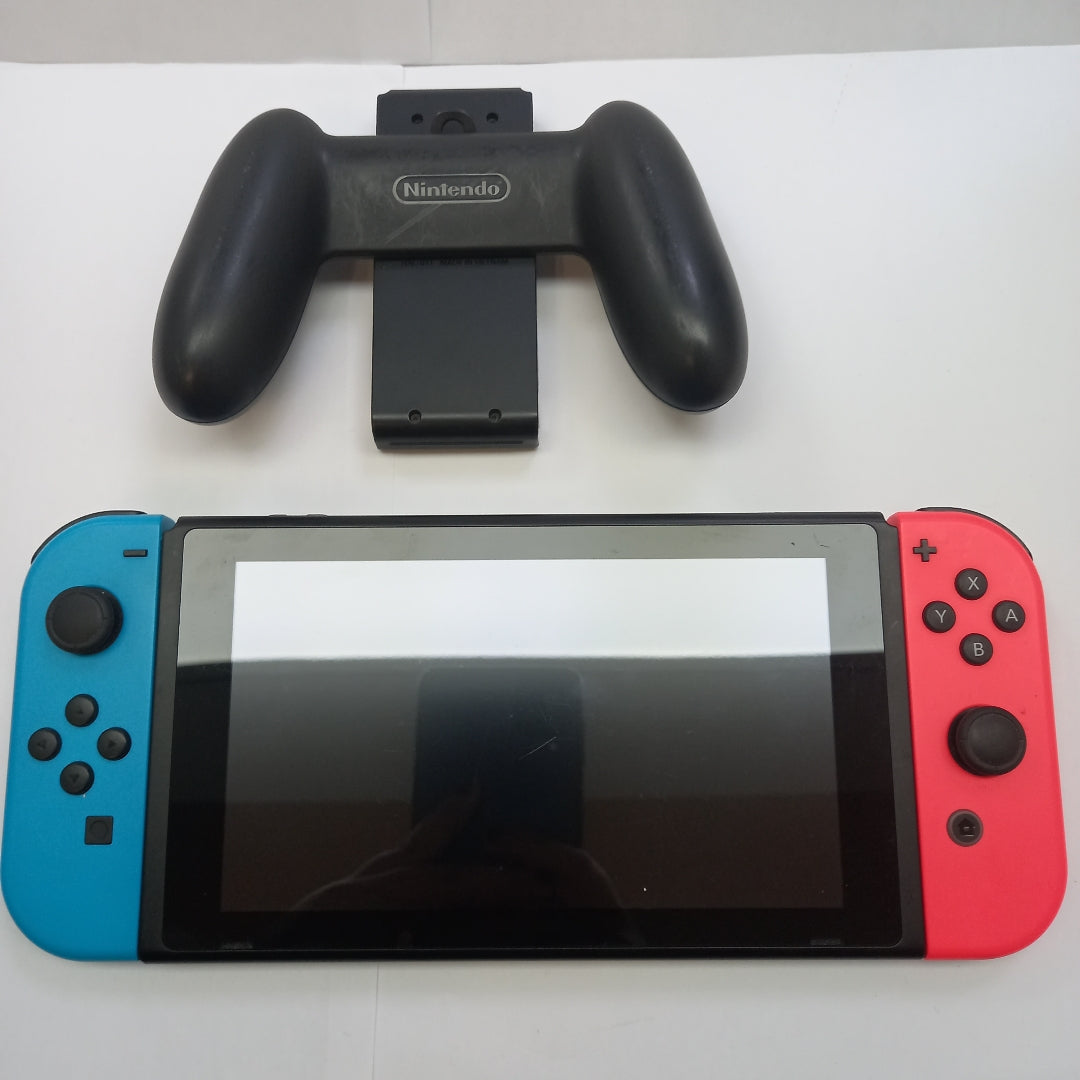 CONSOLA DE VIDEOJUEGO NINTENDO SWITCH 32 GB (SEMINUEVO)