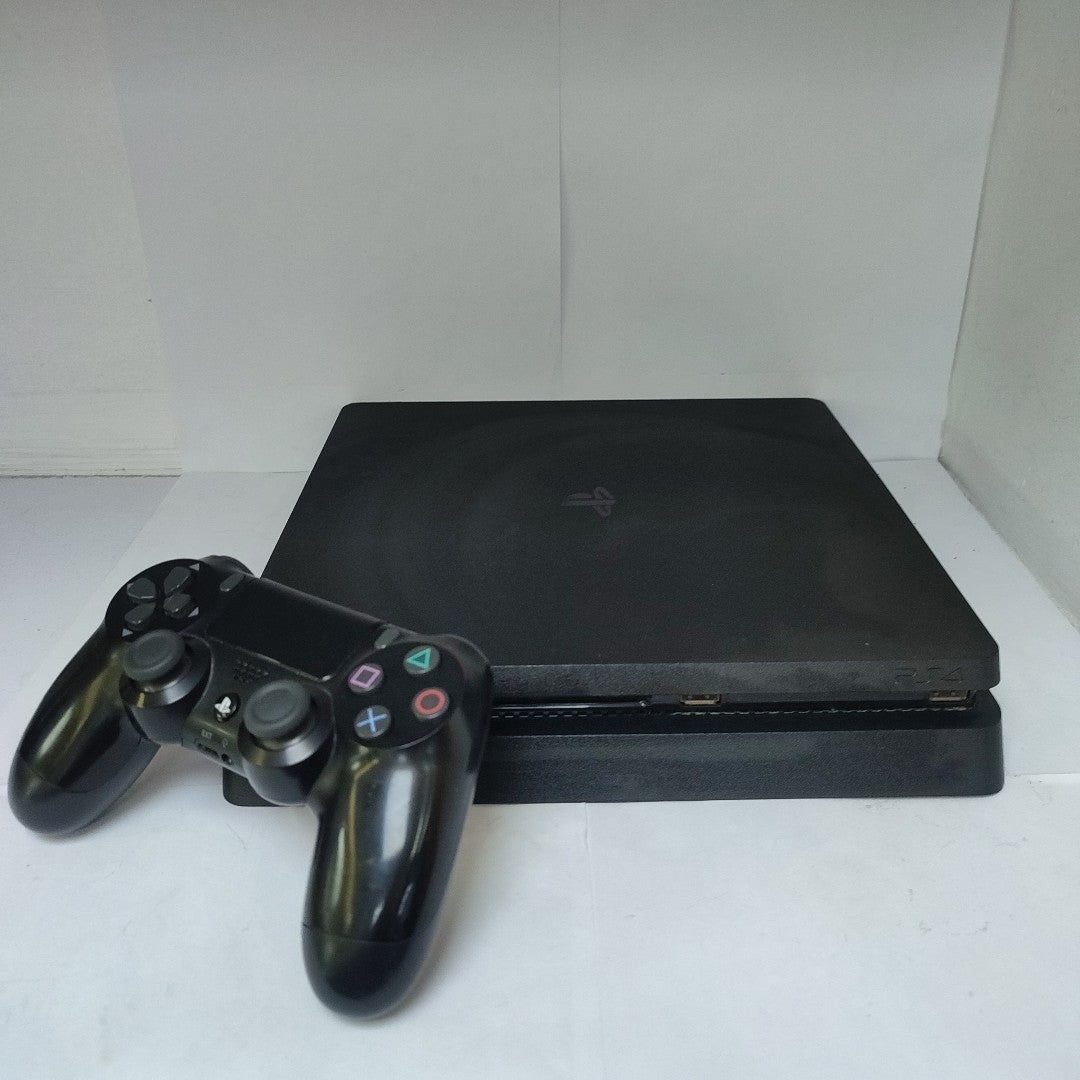 CONSOLA DE VIDEOJUEGO SONY PS4 SLIM 1 TB (SEMINUEVO)
