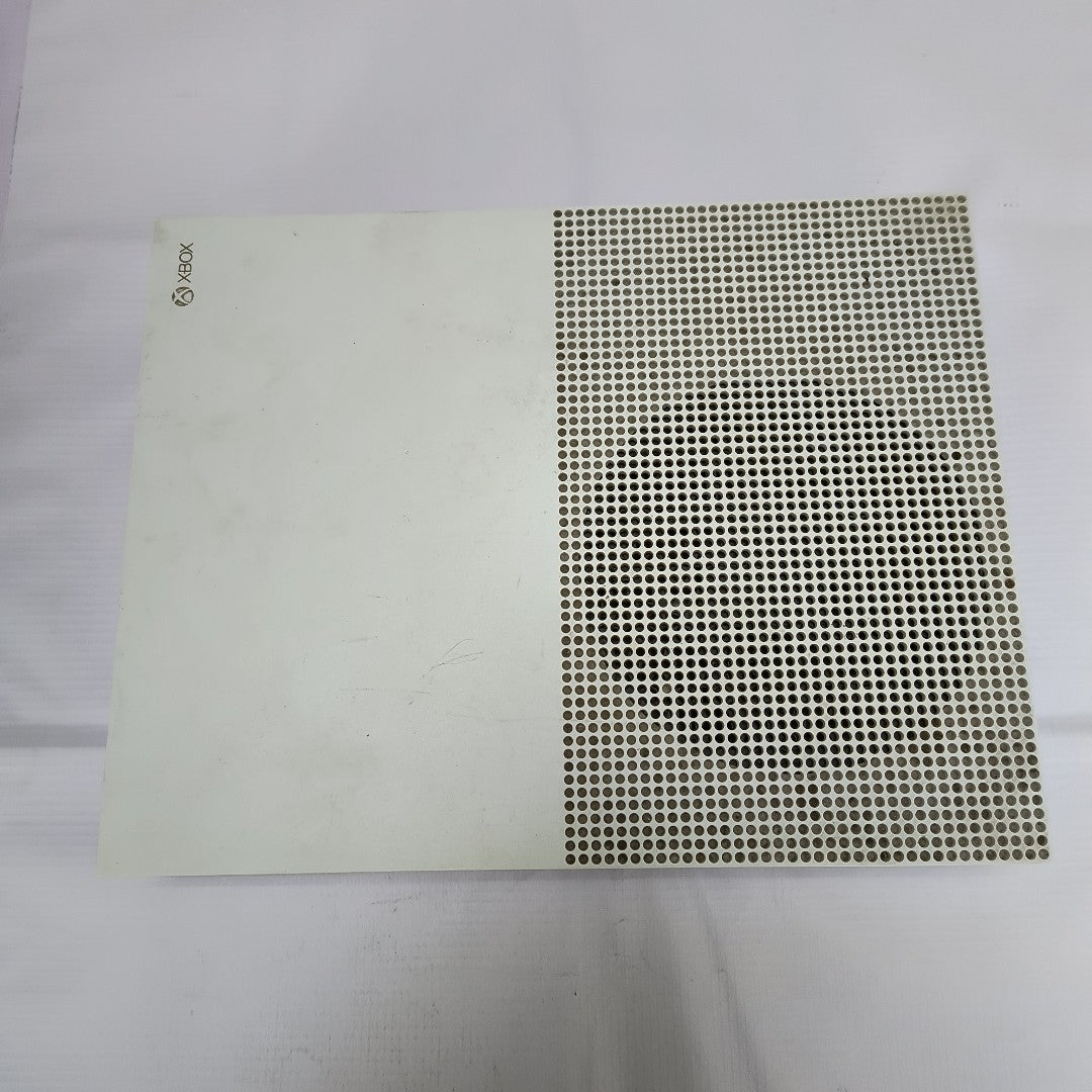 CONSOLA DE VIDEOJUEGO MICROSOFT XBOX ONE S 1 TB (SEMINUEVO)