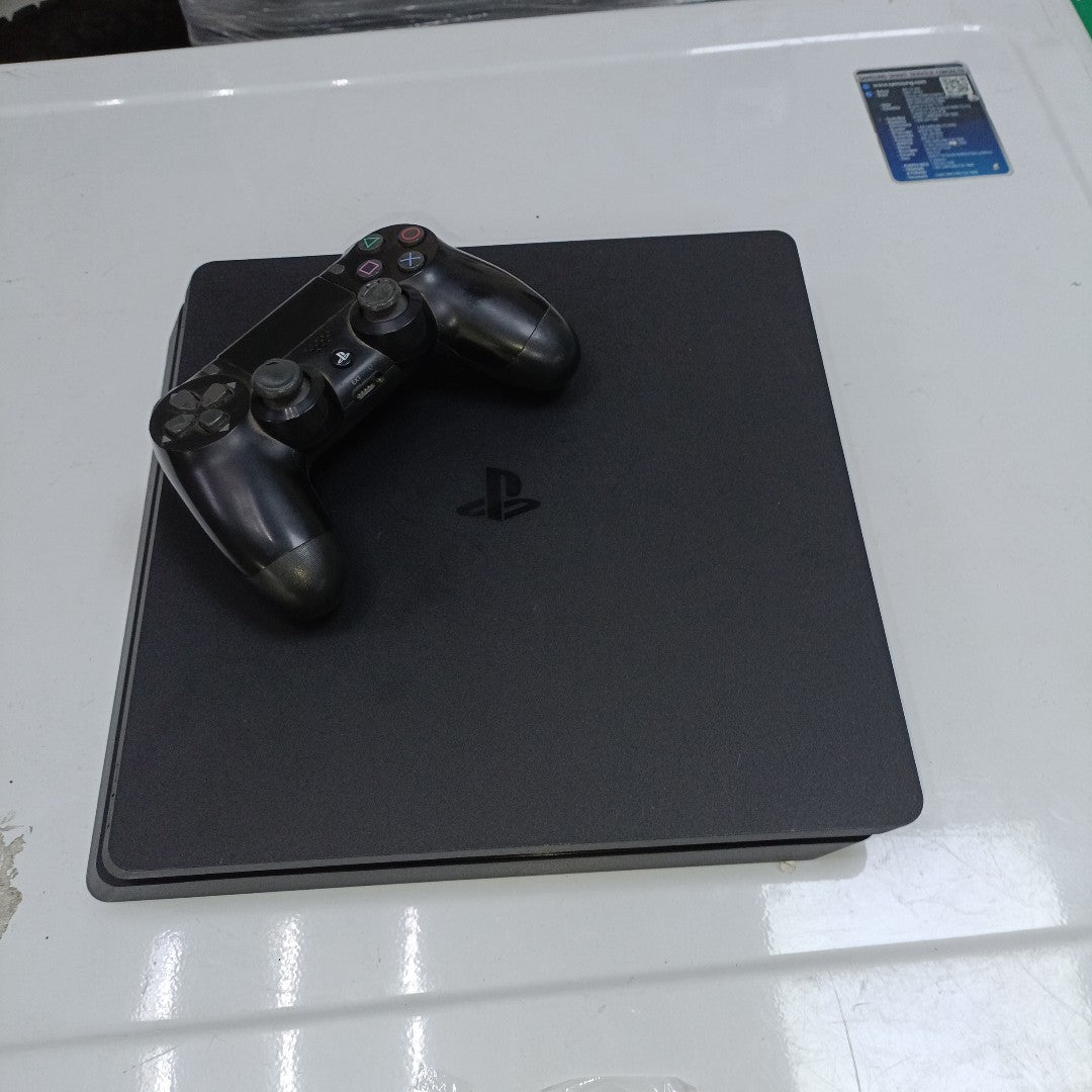 CONSOLA DE VIDEOJUEGO SONY PS4 SLIM 500 GB 