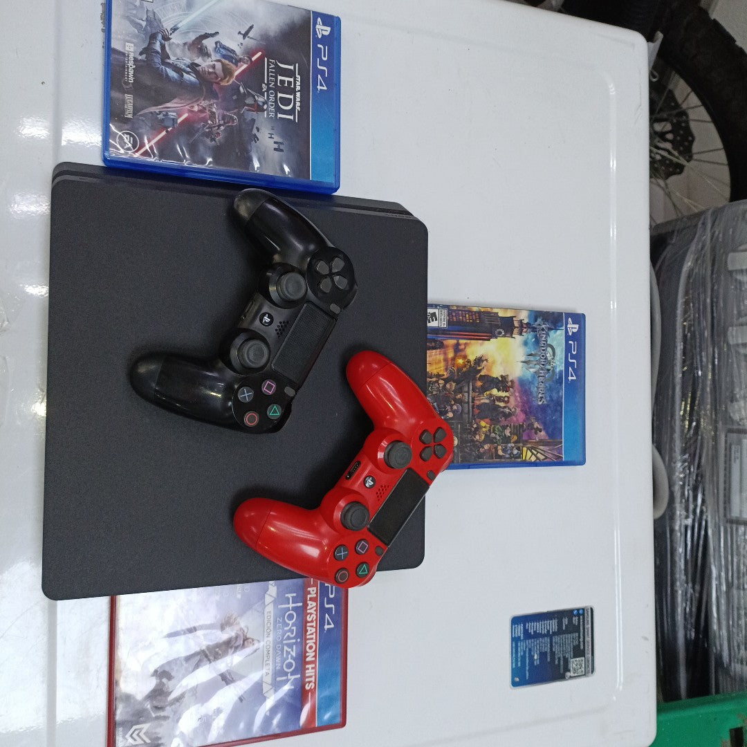 CONSOLA DE VIDEOJUEGO SONY PS4 SLIM 500 GB  (SEMINUEVO)