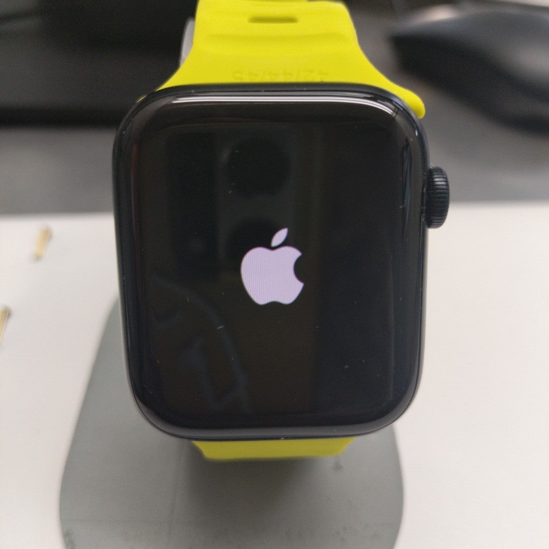 SMARTWATCH APPLE SE 2 ALUMINIO A2727 44 MM GPS + CELULAR (SEMINUEVO)