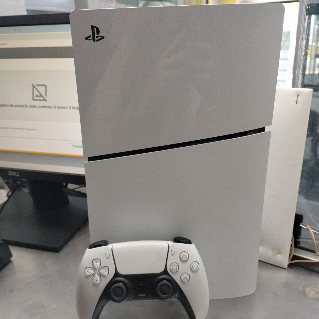 CONSOLA DE VIDEOJUEGO SONY PS5 DIGITAL 825 SSD (SEMINUEVO)