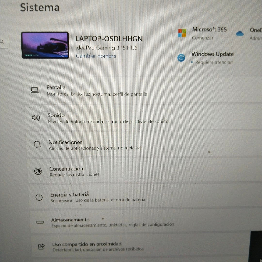 LAPTOP LENOVO IDEAPAD GAMING 3 15IHU6 (2023) 512 GB SSD 16 GB RAM (SEMINUEVO)