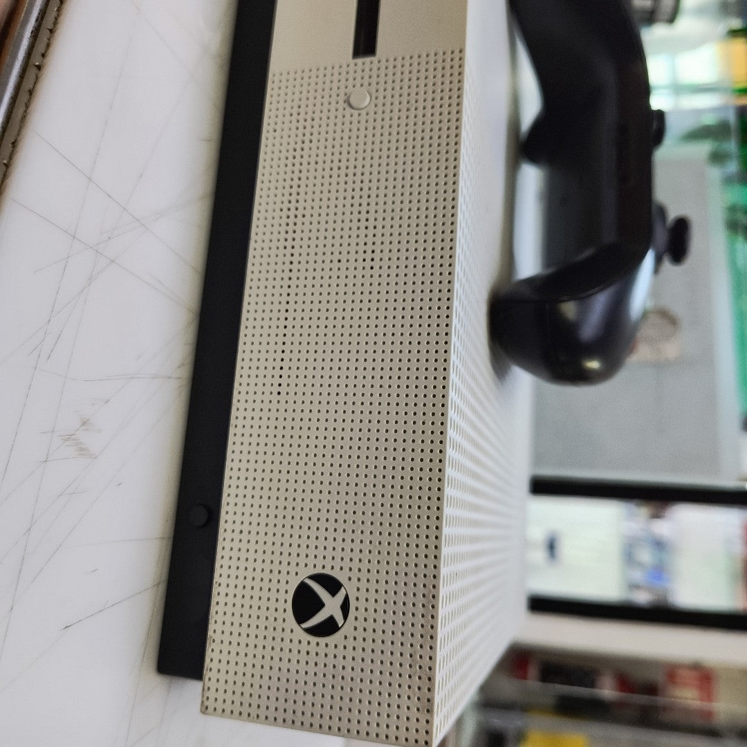 CONSOLA DE VIDEOJUEGO MICROSOFT XBOX ONE S 500 GB 