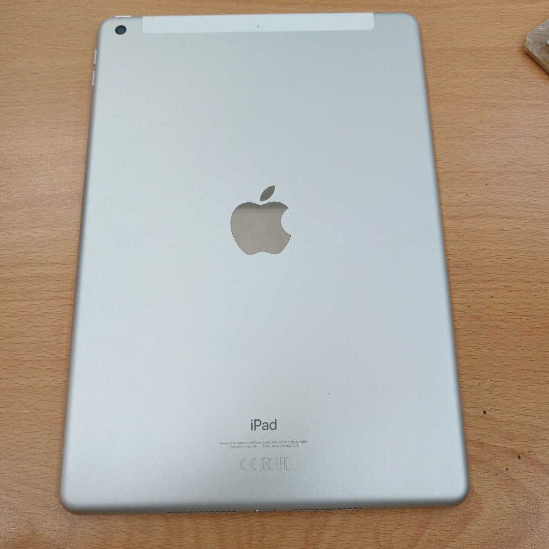 TABLETA APPLE IPAD 9 A2604 256 GB 3 GB RAM (SEMINUEVO)