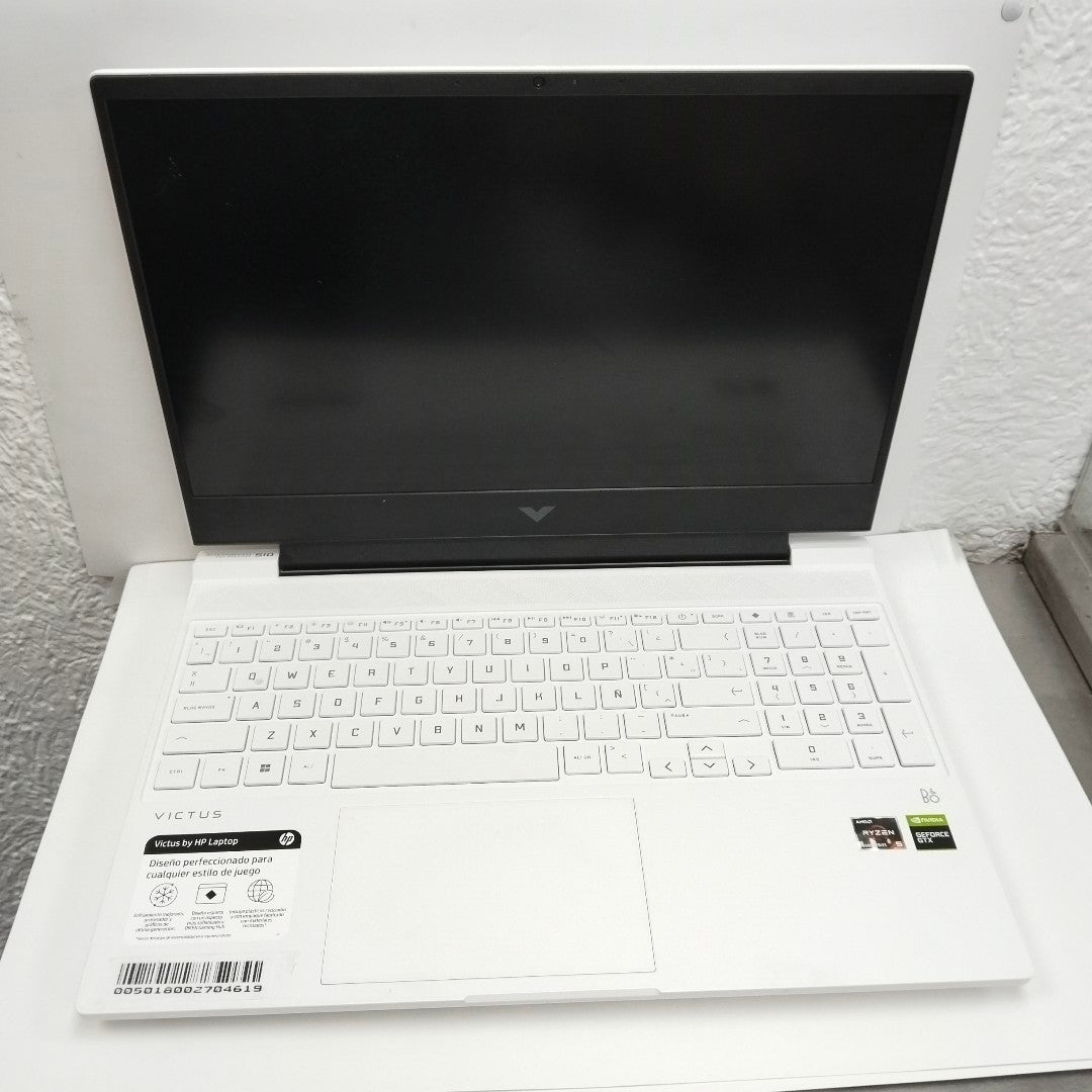 LAPTOP HP VICTUS 15-FB0106LA (2023) 256 GB SSD 8 GB RAM (SEMINUEVO)