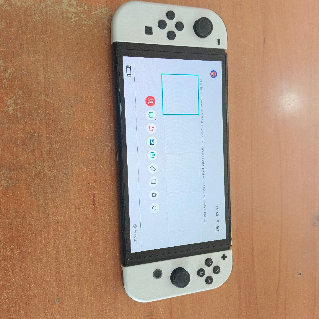 CONSOLA DE VIDEOJUEGO NINTENDO SWITCH OLED 64 GB (SEMINUEVO)