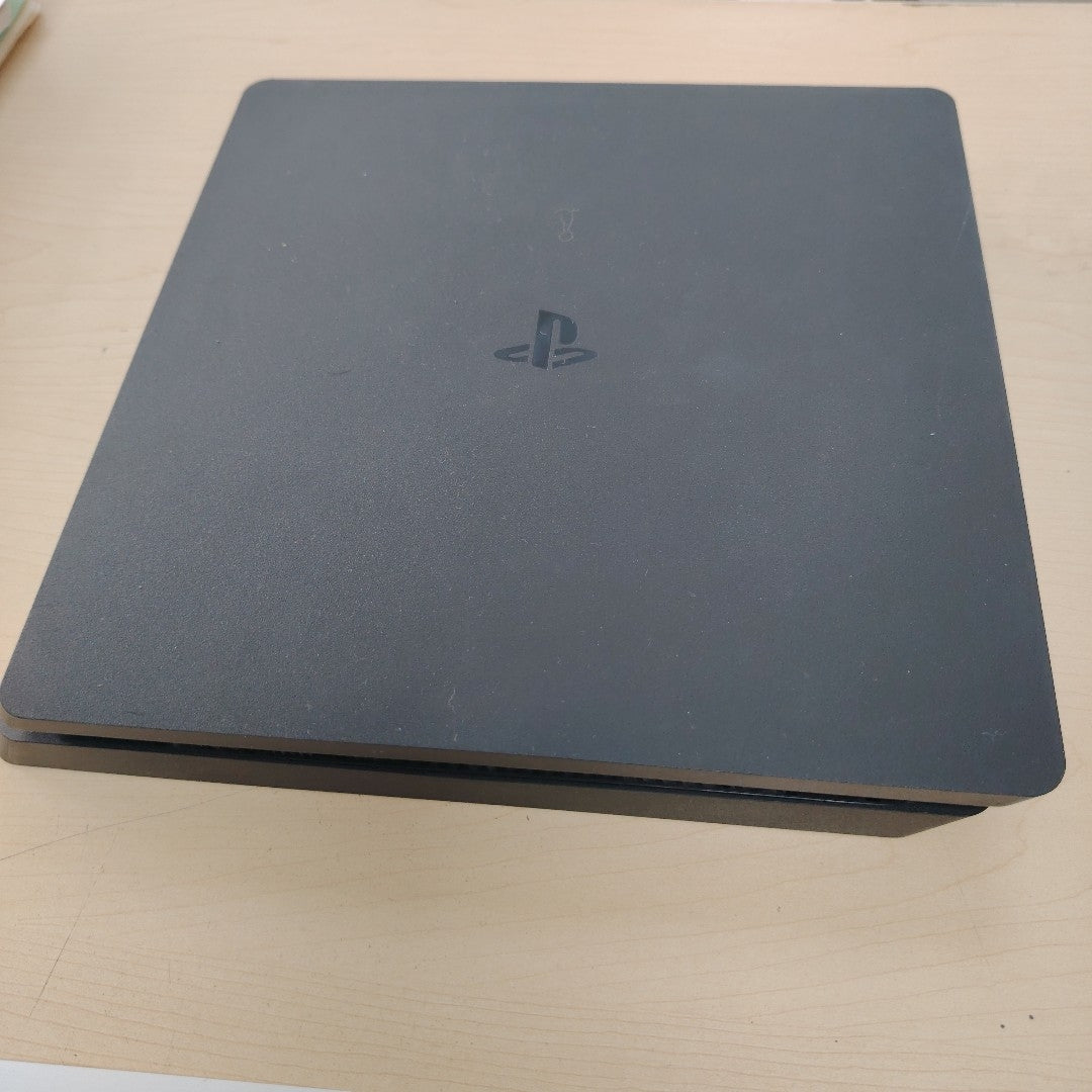 CONSOLA DE VIDEOJUEGO SONY PS4 SLIM 1 TB (SEMINUEVO)
