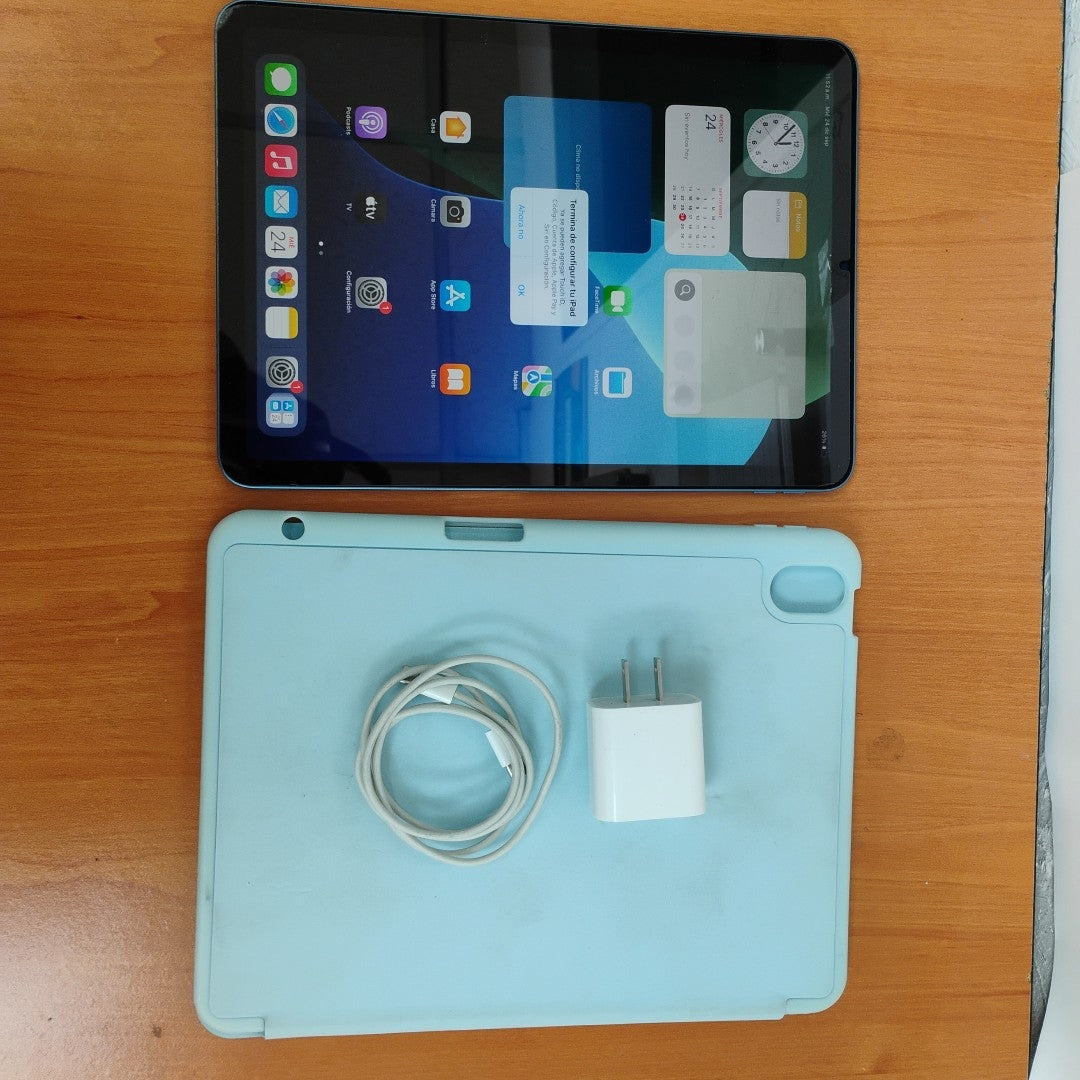 TABLETA APPLE IPAD AIR 5 A2588 64 GB 8 GB RAM (SEMINUEVO)
