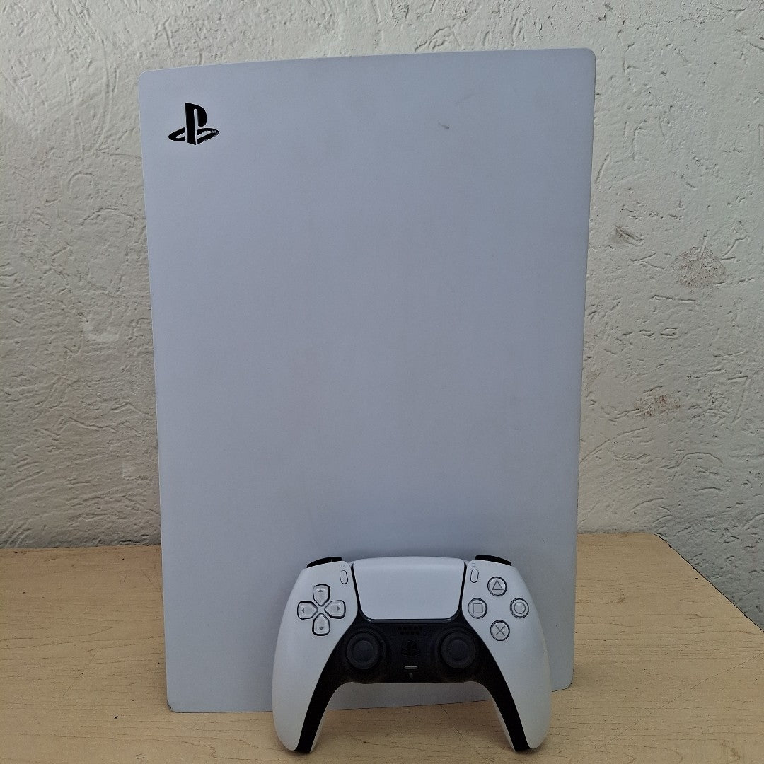CONSOLA DE VIDEOJUEGO SONY PS5 DIGITAL 825 SSD (SEMINUEVO)
