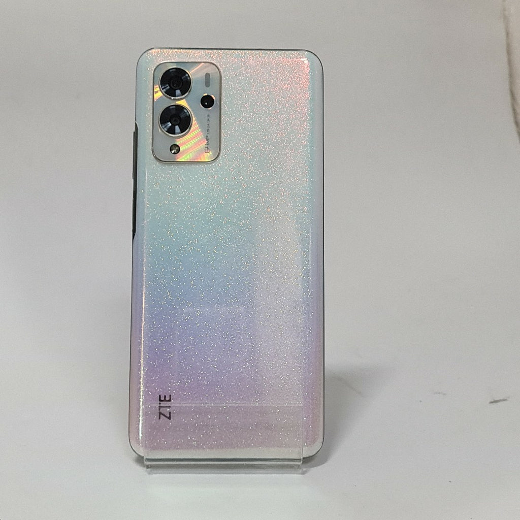 CELULAR ZTE BLADE V40 PRO 9046 128 GB 6 RAM                                                                                                (SEMINUEVO)