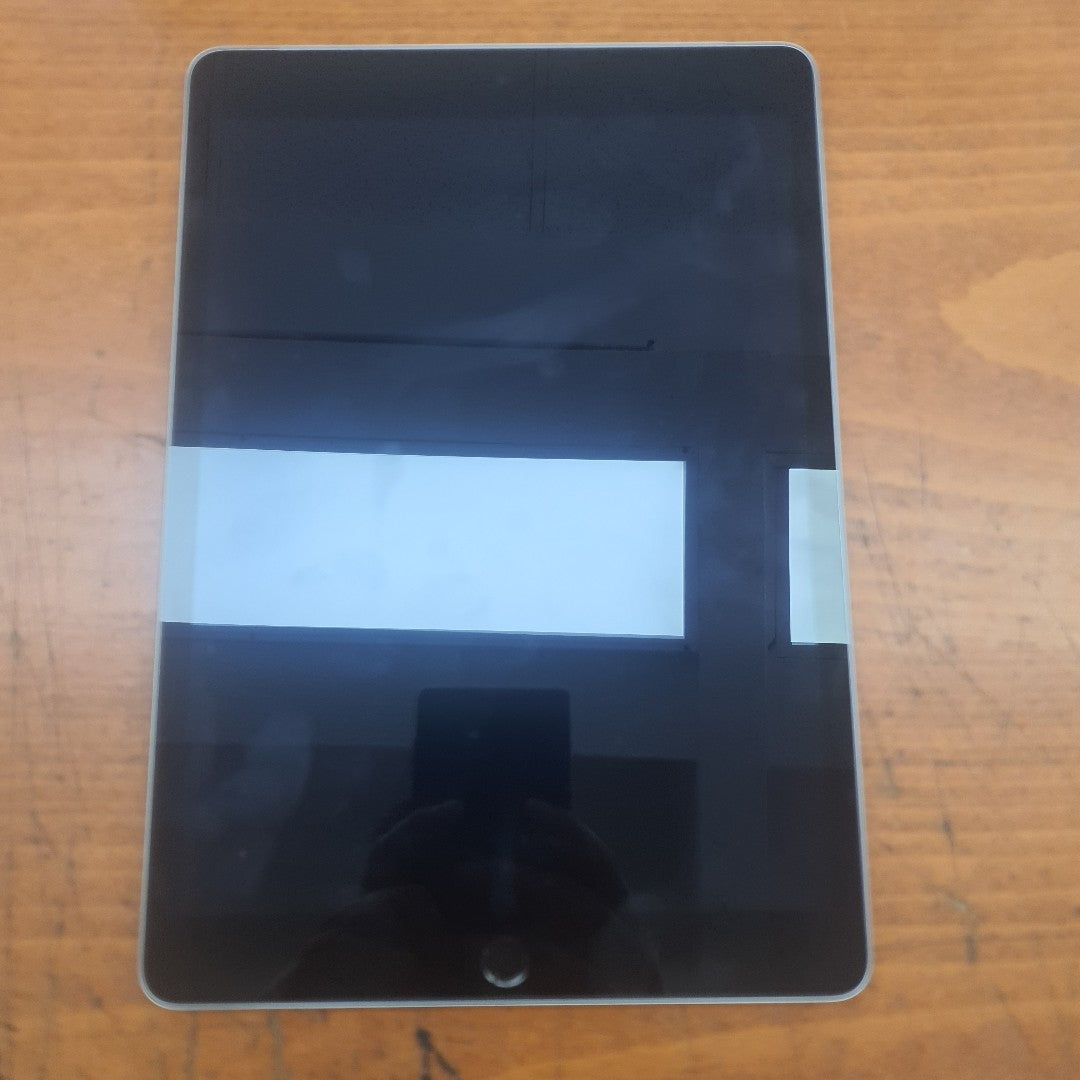 TABLETA APPLE IPAD 9 A2604 256 GB 3 GB RAM (SEMINUEVO)