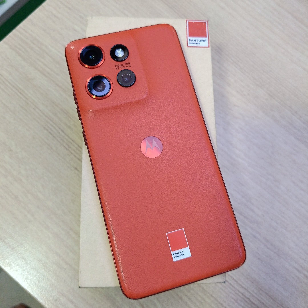 CELULAR MOTOROLA EDGE 50 NEO XT2409-2 (2024) 256 GB 8 GB RAM (SEMINUEVO)